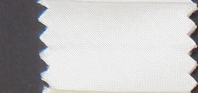 SATIN BIAS TAPE 40/20 OFF WHITE