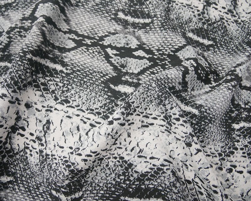 Stretch Crepe - GREY SNAKESKIN