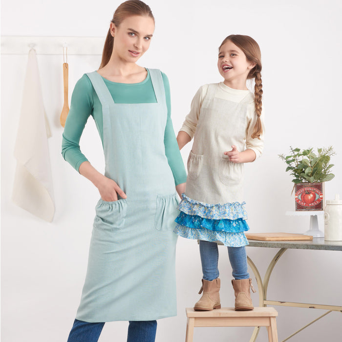 S9436 Adults' and Children's Aprons. Size: XS-L/XS-XL