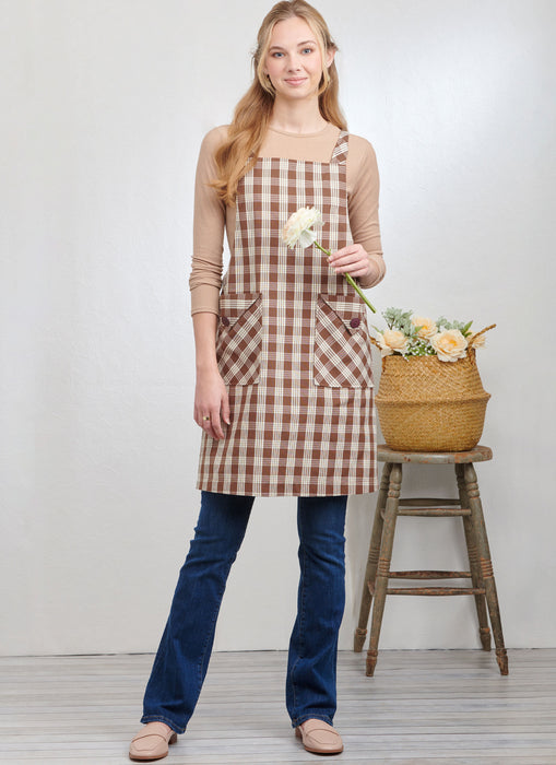 S9938 Misses' Pullover Aprons