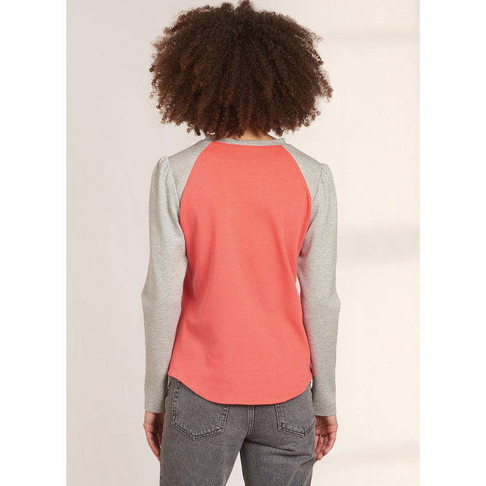 S9645 Misses' Knit Tops. Size: XS-XXL
