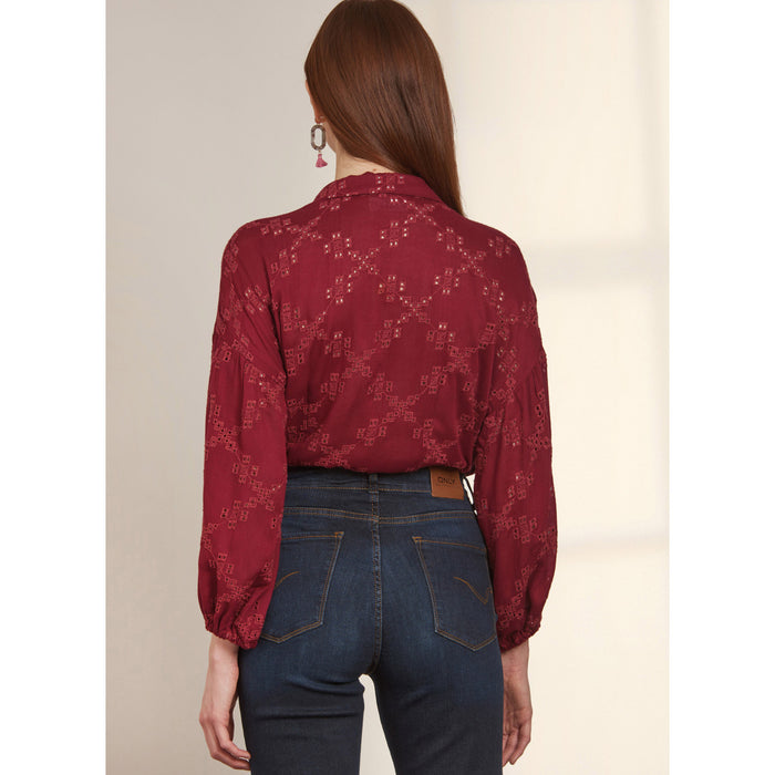 S9646 Misses' Button Down Top. Size: 34-52