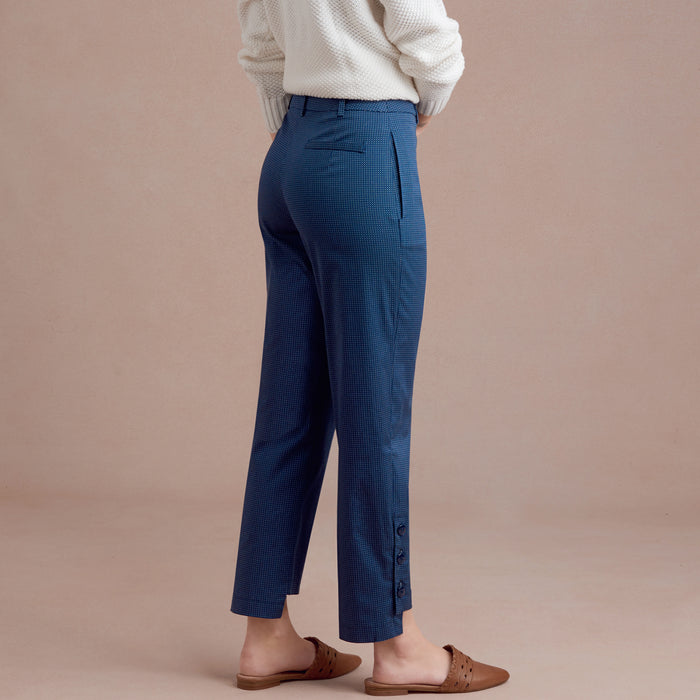 S8957 Misses' Slim Leg Pant with Variations. Size: 32-48