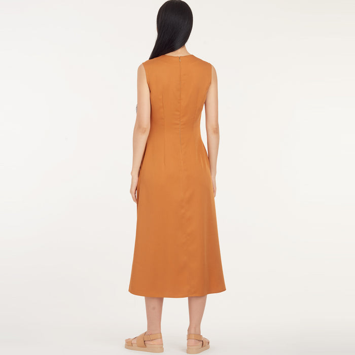 S9223 Misses' Pleated Dress. Size: 32-50