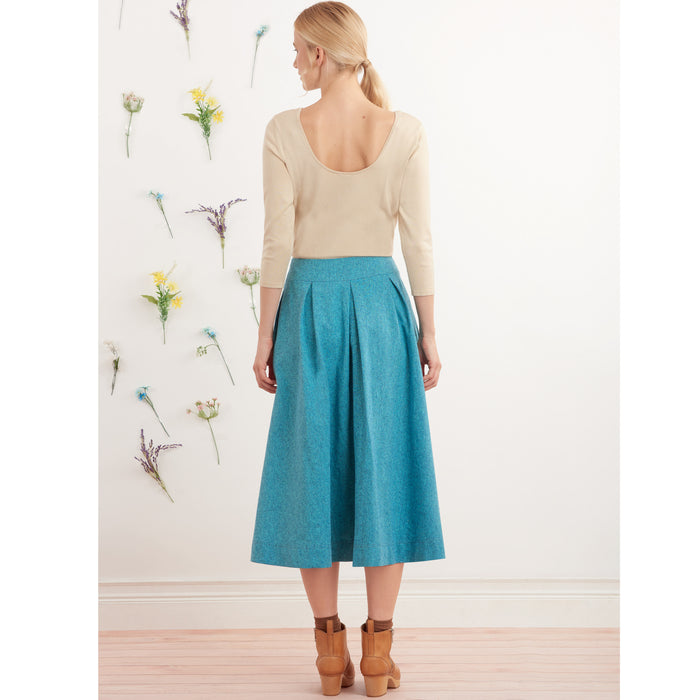 S9377 Misses' Flared Skirts in Two Lengths. Size: 32-50