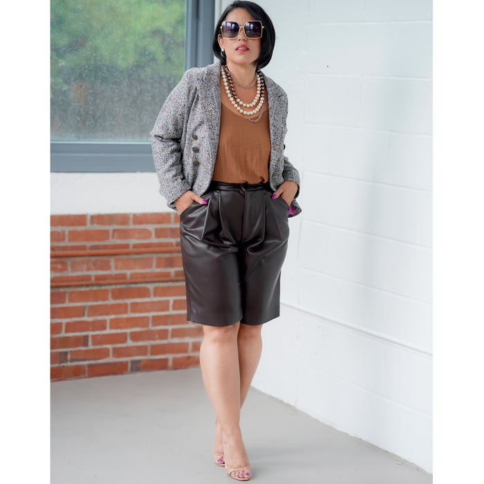 S9381 Misses' and Women's Lined Jacket, Pants and Shorts. Size: 36-54