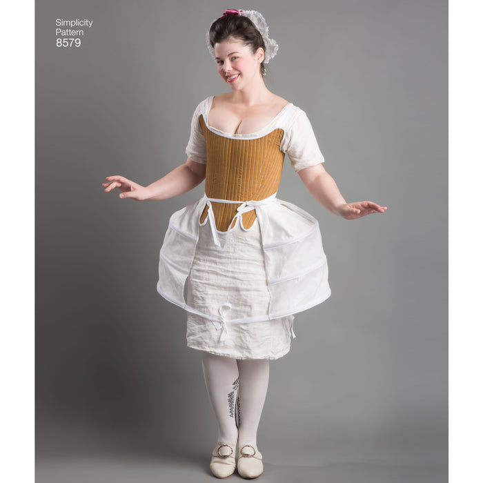 8579 Misses' 18th Century Costume. Size: 30-48