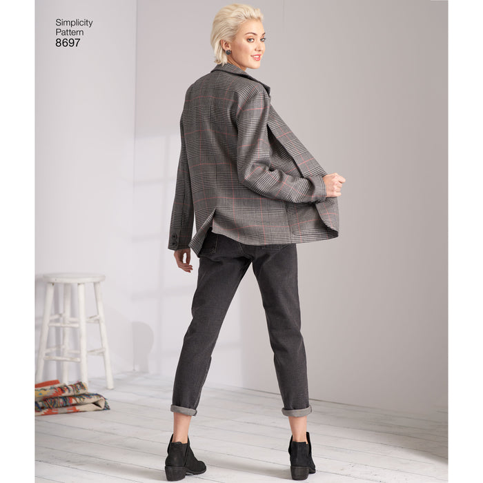 8697 Misses'/Women's Oversized Blazers. Size: 36-54