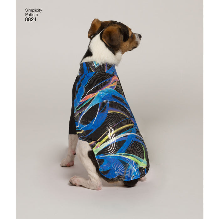 8824 Dog Coats in Three Sizes. Size: S-L