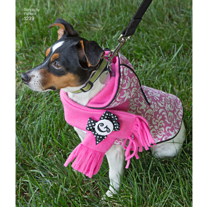 1239 Dog Coats in Three Sizes. Size: S-L